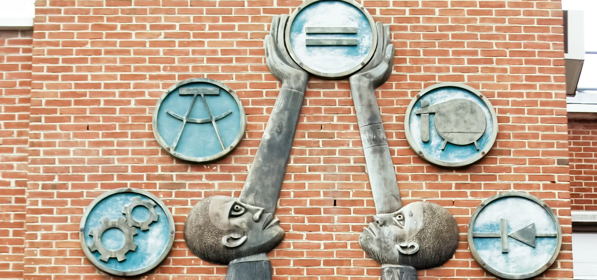 Why the United States’ ‘War on Woke’ is a Threat to Educational Futures Everywhere