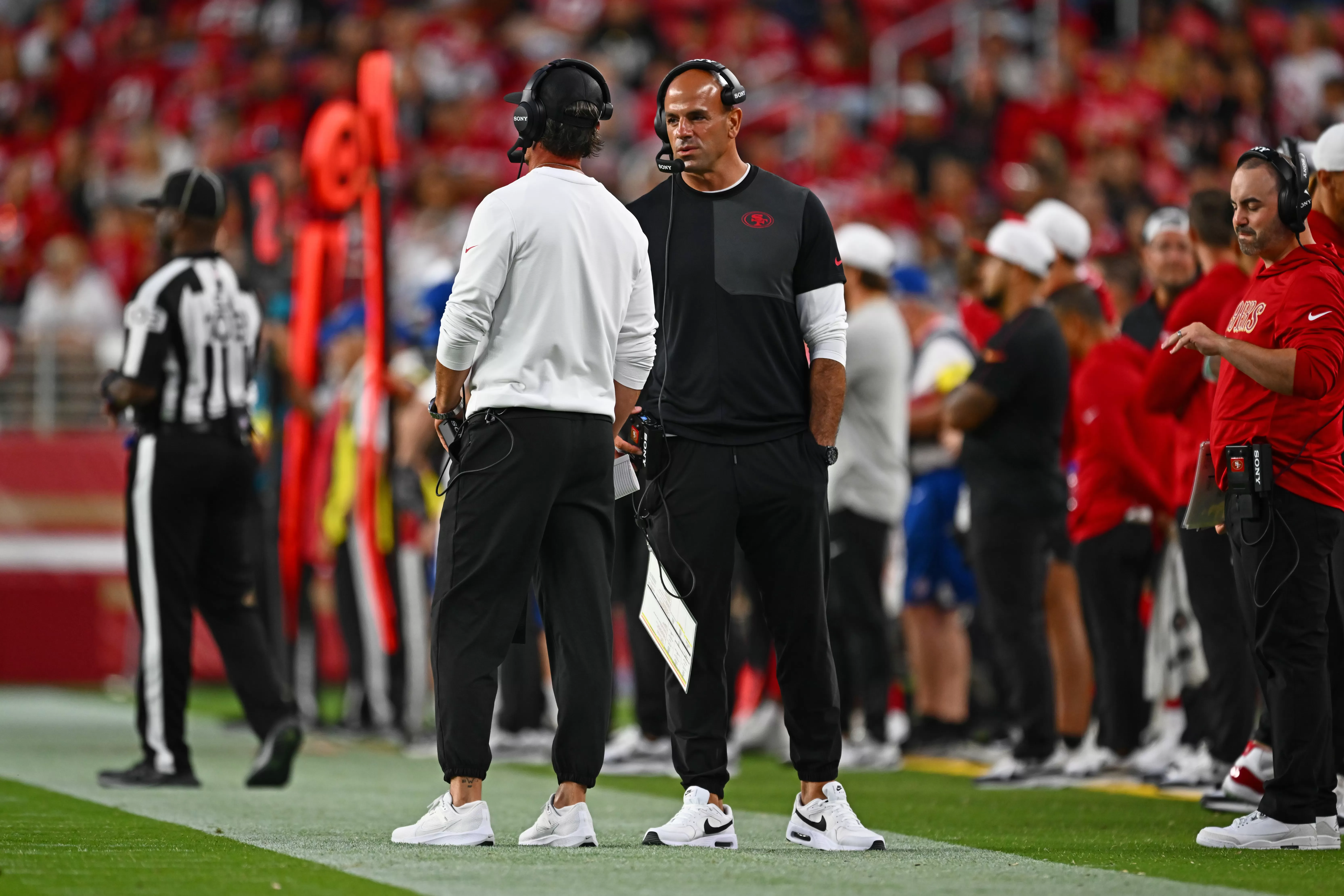 Don’t expect 49ers DC Robert Saleh to jump at first head coaching job that comes his way