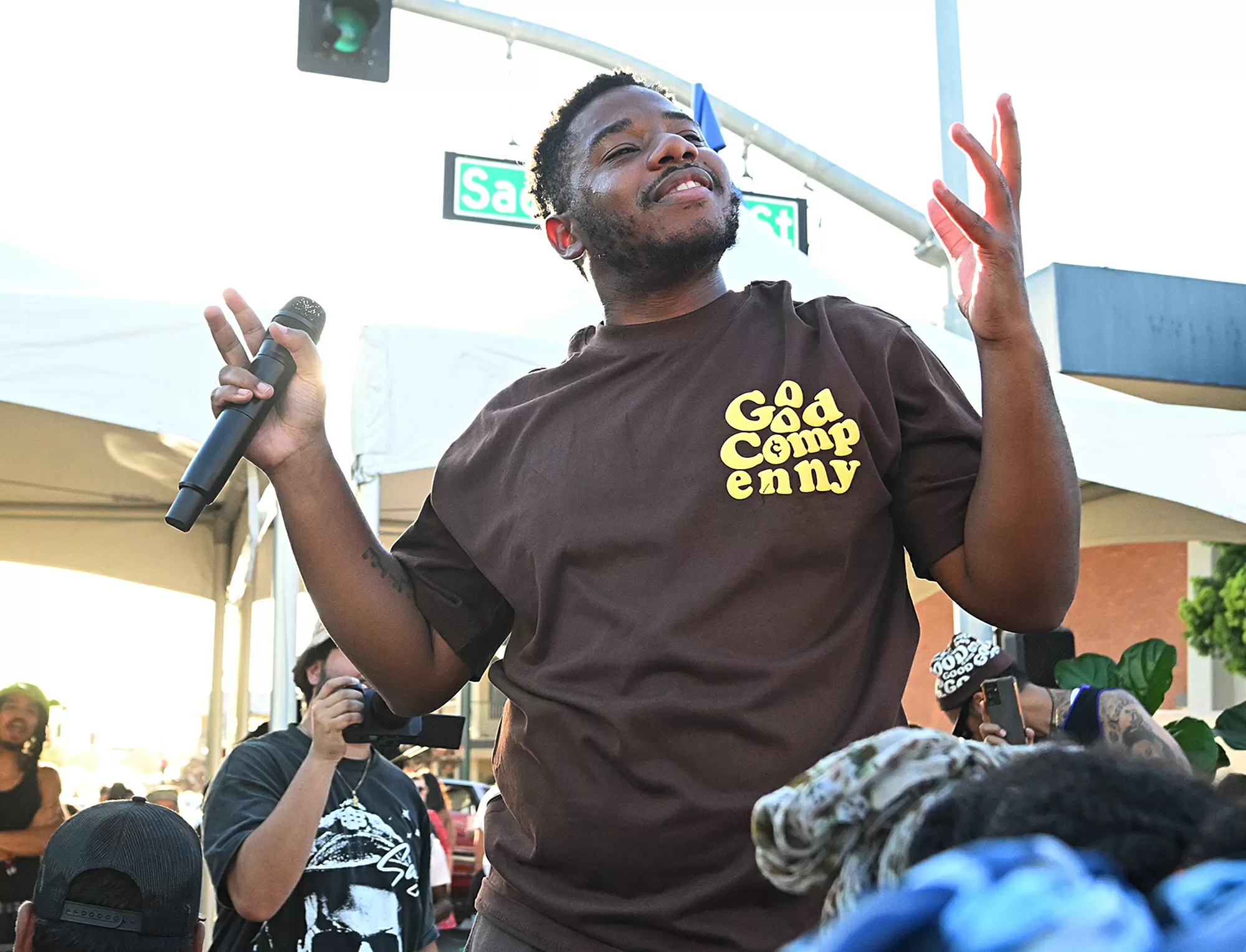 Rapper features East Bay high schools in music videos for Bay Area anthem