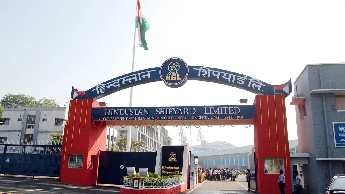 HSL to build two 60-tonne bollard pull tugs for Vizag Port Authority