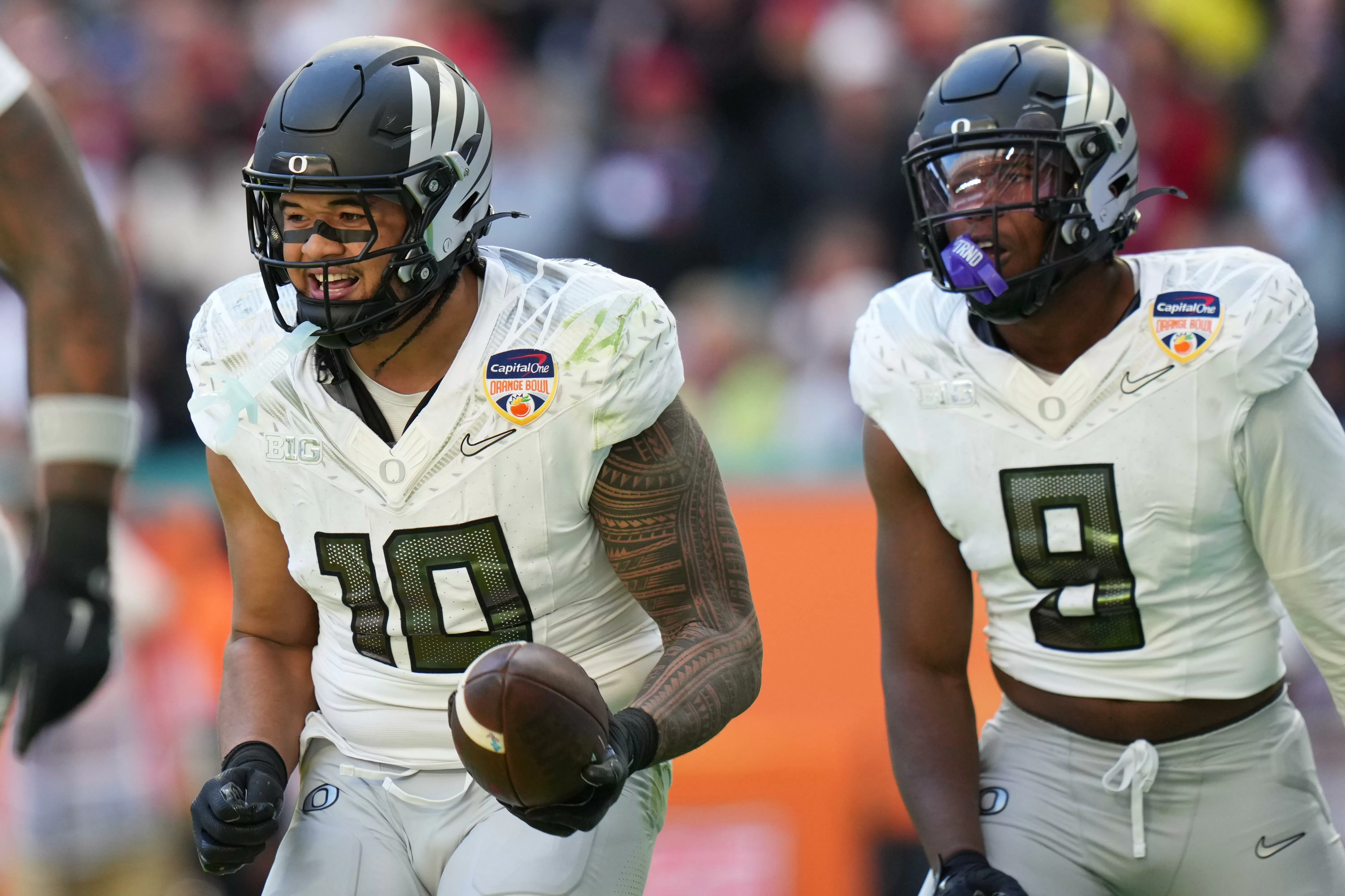 Oregon advances to CFP semis with defensive dominance over Texas Tech