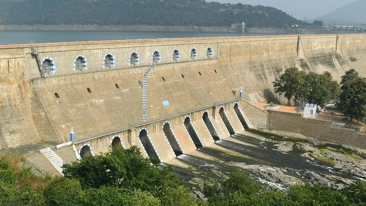Storage in all Indian regions drops below 75% of capacity