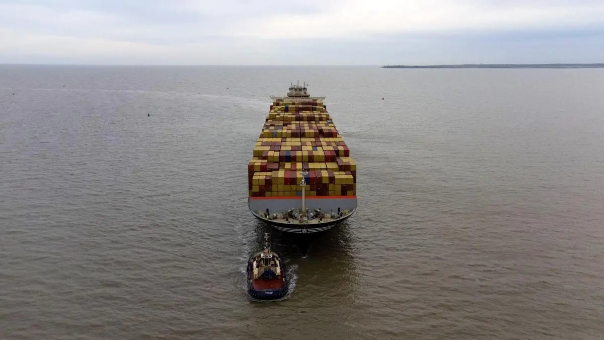 Brief Red Sea return ends as Maersk, Hapag-Lloyd reroute ships via Cape of Good Hope