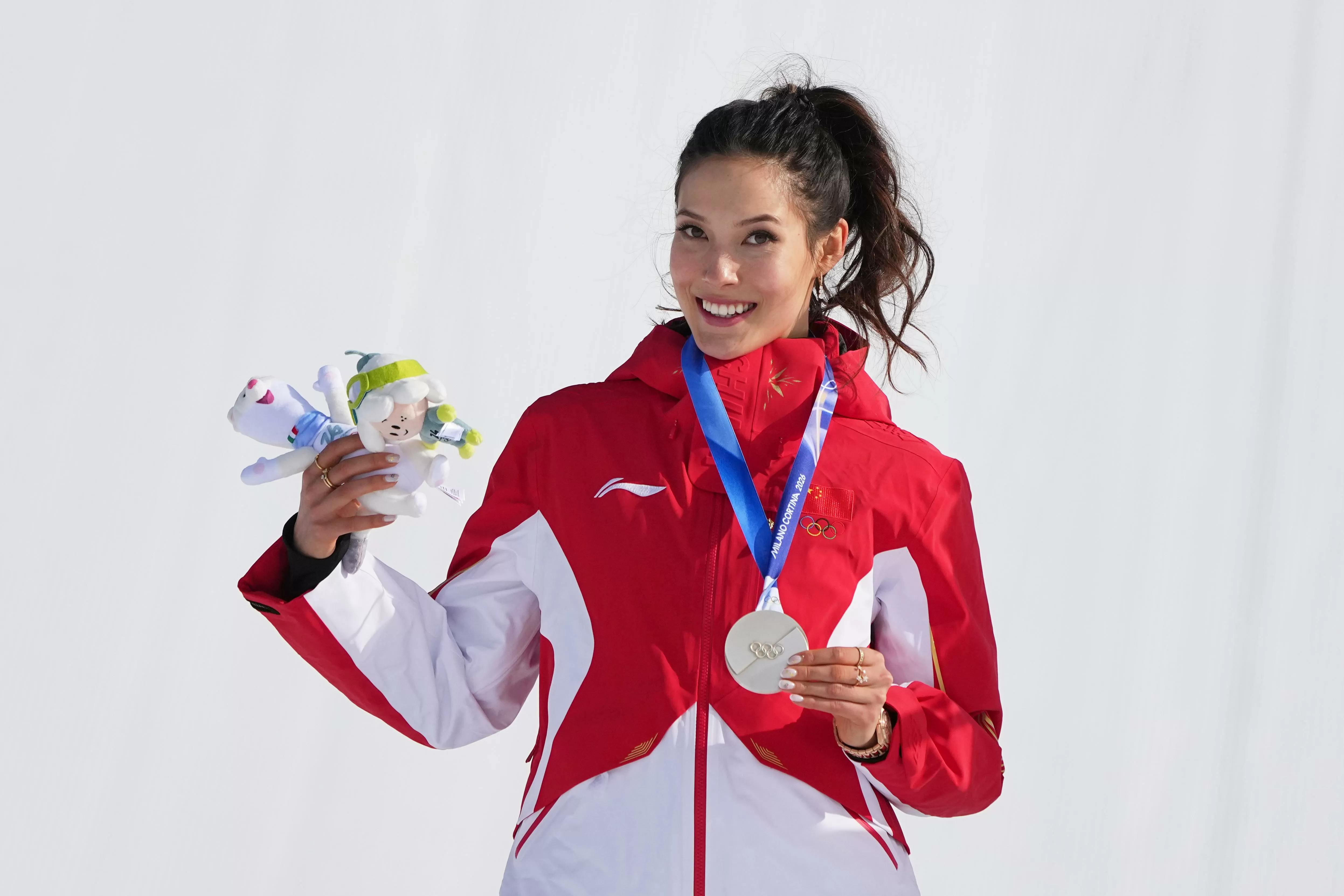 Winter Olympics: San Francisco’s Eileen Gu finishes second but her slopestyle loss is hardly a ‘disaster’