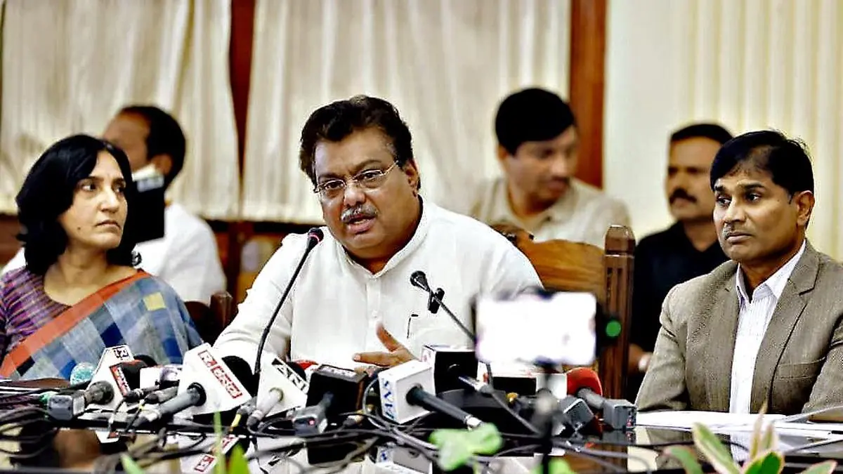 Karnataka Industries Minister M B Patil urges Centre to examine Bengaluru–Mumbai high-speed rail corridor