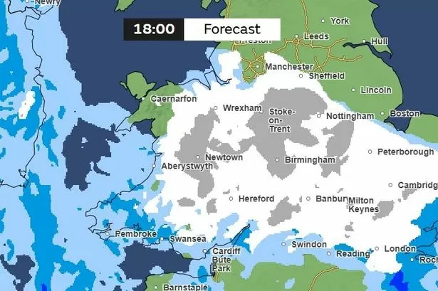 Met Office maps show exactly when and where snow will fall in Wales