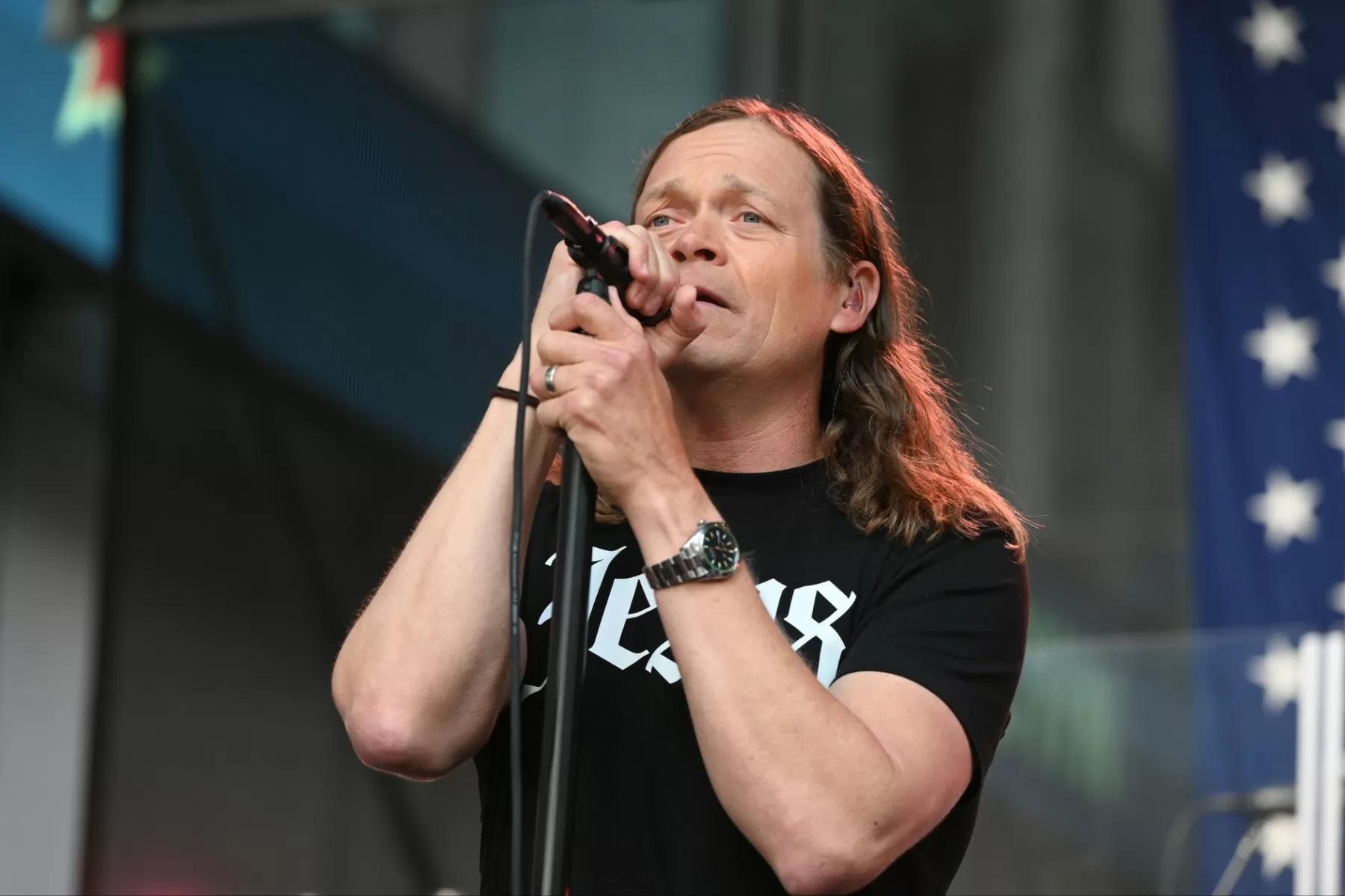 Brad Arnold, 3 Doors Down Lead Singer, Dies at 47 After Cancer Battle
