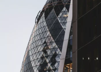 “Unlocking the Power of Finanzas: Achieving Financial Goals and Dreams”