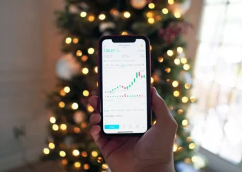 “Empowering Finances: Navigating Today’s Fast-Paced World”