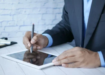 “The Power of Finanzas: Achieving Stability in a Chaotic World”