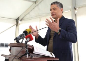 Solar energy sources have brought electricity to 12 communities in Moxico