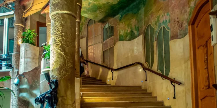 “The Power of Art and Entertainment: Jo, Inspiration, Connection”