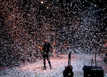 “The Power of Música: Uniting Cultures Through Universal Language”