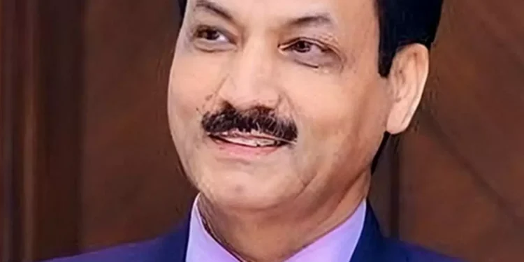 PHDCCI projects 7.7% GDP growth in FY26, 6.8 per cent this fiscal; Confident of $4 trillion milestone this year