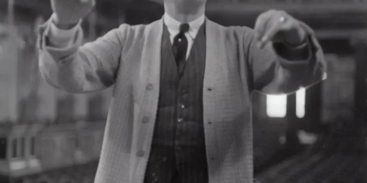 “The Undeniable Impact of Deportes on Our Lives”