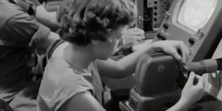 “Uncovering the Fascinating World of Economía”