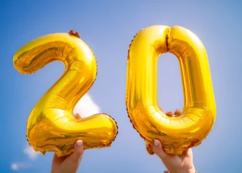 “Embracing the Positive Side of Sucesos: Shifting Perspectives”