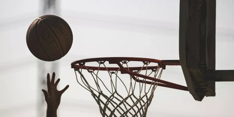 “The Power of Deportes: Uniting Communities Through Sports”