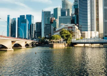 “The Impact of Economía: Production, Distribution, and Consumption”