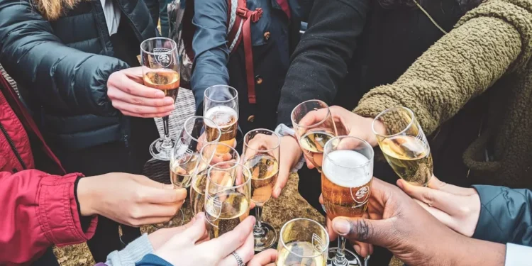 “Sucesos: The Ever-Changing Journey of Life”