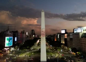 VOA Spanish: Argentina prays for Pope Francis