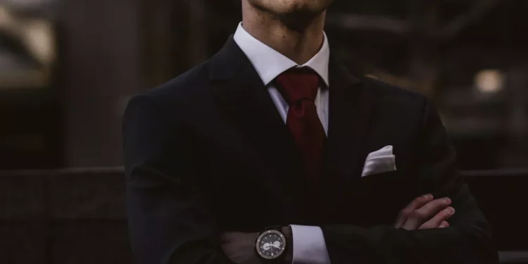 “Mastering Finanzas: Unlocking the Path to Financial Success”