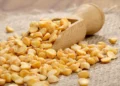 Govt extends free imports of yellow peas till May-end; imposes 11% duty on lentils