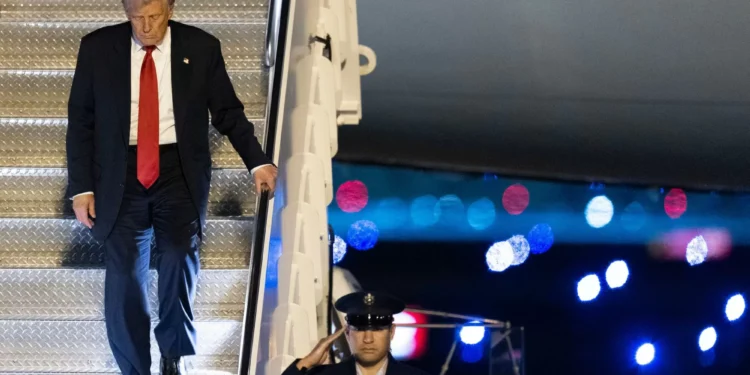 Federal judge blocks Trump administration from banning transgender people from military service