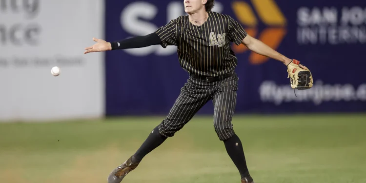 Prep roundup: No. 1 Serra improves to 10-0 as Nate Hui’s double beats Bellarmine