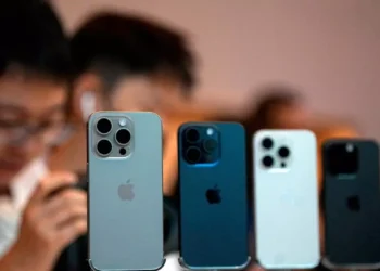 Will Trump tariffs make Apple iPhones more expensive?