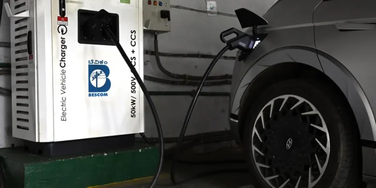 Pan-India electricity consumption by EV charging stations hits 590 MU in Apr-Dec FY25