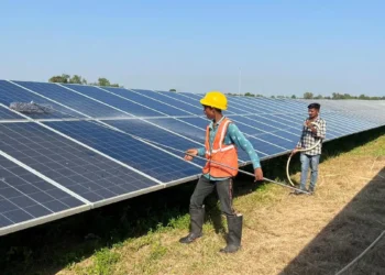 India adds highest-ever annual renewable energy capacity in FY25, led by solar