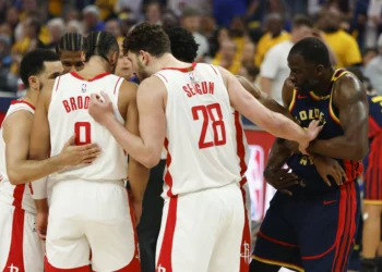 Warriors-Rockets scuffle: Draymond, Brooks, Curry T’d up during Game 4