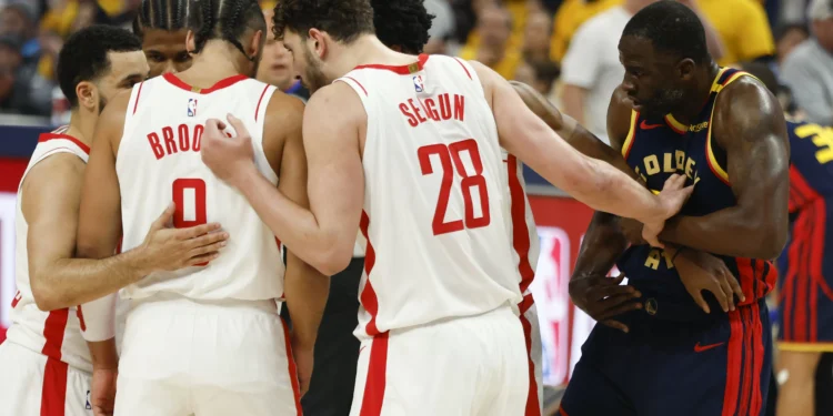 Warriors-Rockets scuffle: Draymond, Brooks, Curry T’d up during Game 4
