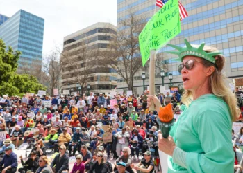 Letters: Bay Area rallies prove Trump opponents aren’t alone