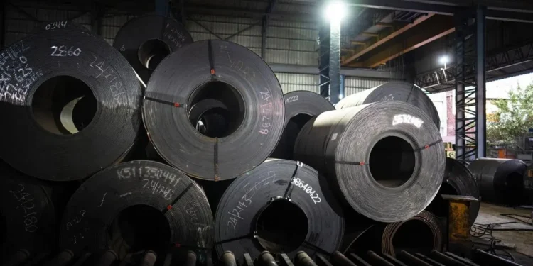 India’s safeguard duty slashes steel imports but fails to end net importer status in April