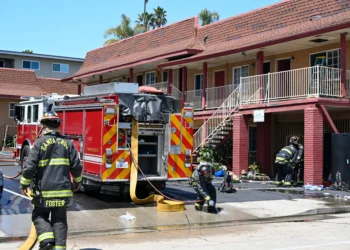 Santa Cruz Fire Department rescue man trapped in motel