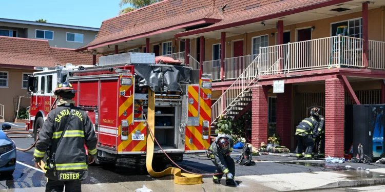 Santa Cruz Fire Department rescue man trapped in motel