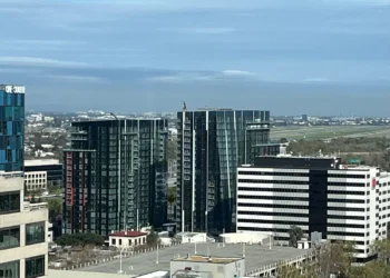 Buyer emerges for landmark San Jose housing towers facing foreclosure