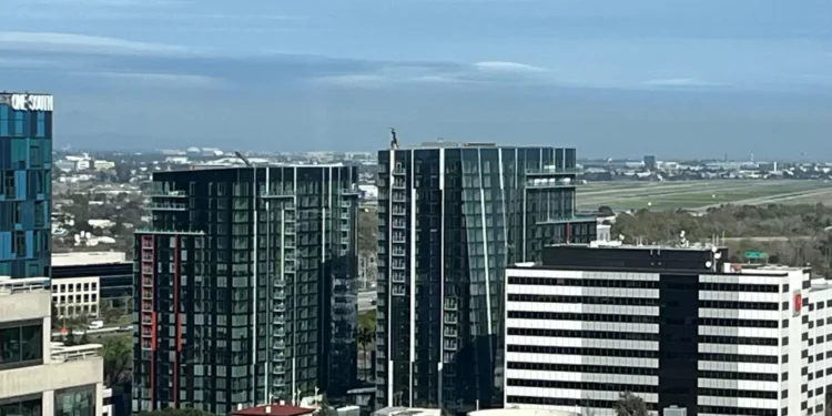 Buyer emerges for landmark San Jose housing towers facing foreclosure