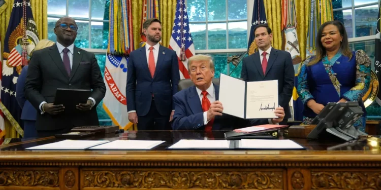 Congo and Rwanda sign a US-mediated peace deal aimed at ending decades of bloody conflict