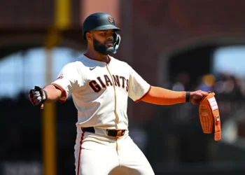 SF Giants capitalize on Red Sox’s costly errors to secure series win