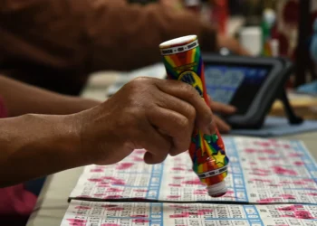 Gunfight at the Oakland bingo hall: Chaos ensues after robbery attempt