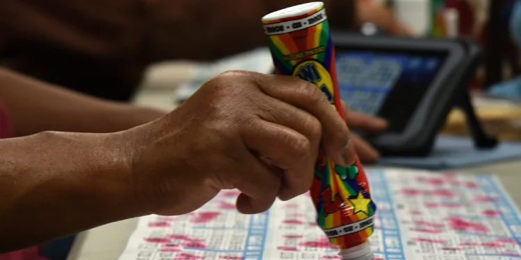 Gunfight at the Oakland bingo hall: Chaos ensues after robbery attempt