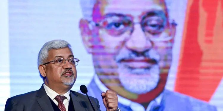 Commerce Secretary discusses Israel-Iran conflict impact with shipping, air cargo sectors