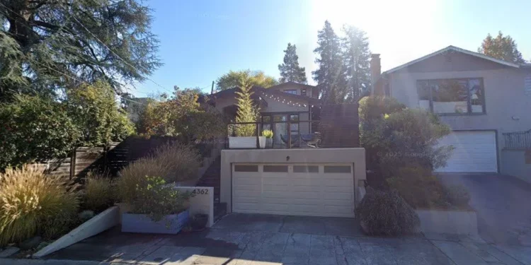 Four-bedroom home in Oakland sells for $1.5 million