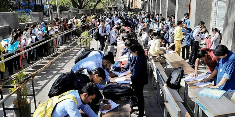 Unemployment rate rose to 5.6% in May