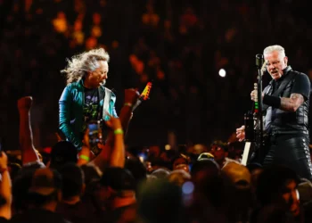 Review: Metallica finally gives hometown fans what they wanted