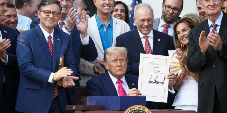 Letters: Donald Trump’s tax law is no gift to the U.S.