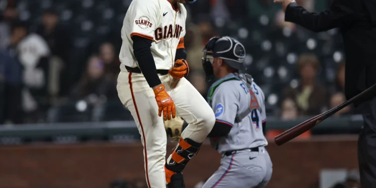 SF Giants place Schmitt on injured list with left hand inflammation